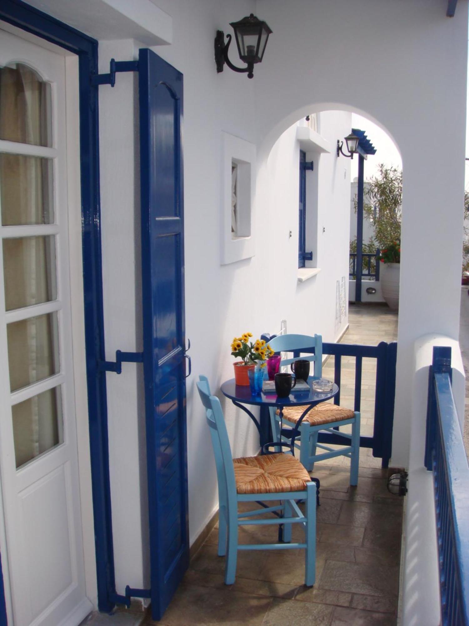 Boussetil Rooms Capanmat Tinos Exterior foto