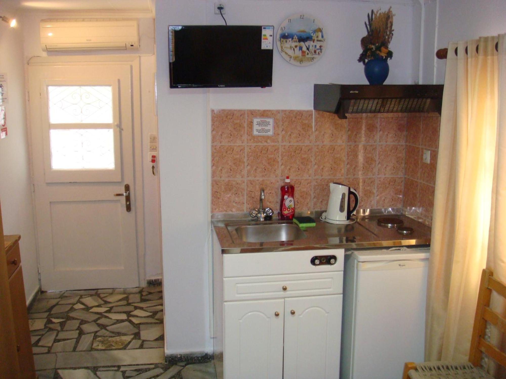Boussetil Rooms Capanmat Tinos Exterior foto
