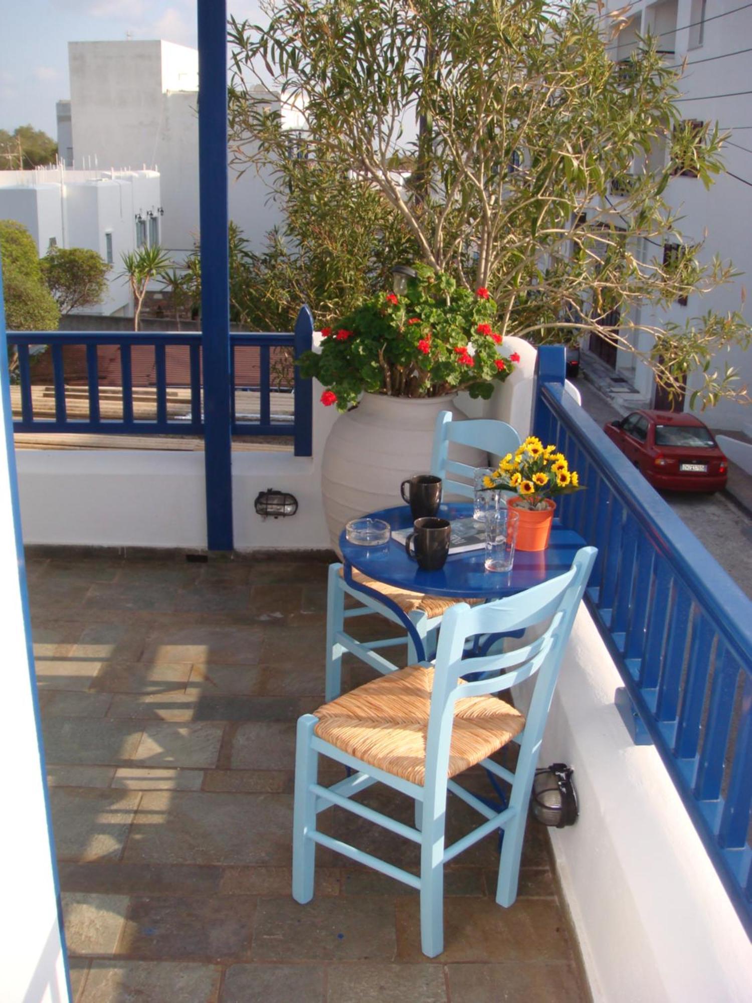 Boussetil Rooms Capanmat Tinos Exterior foto